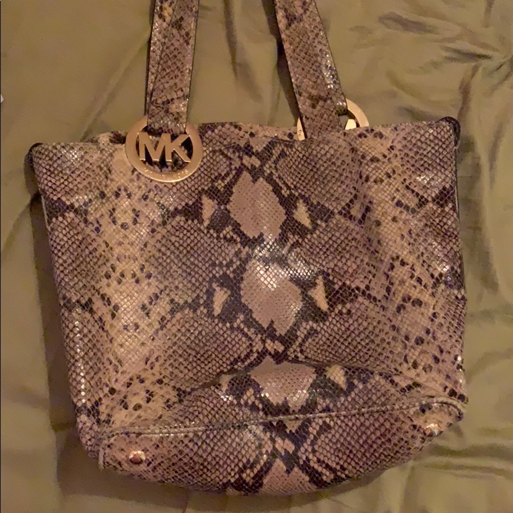 MK shoulder bag